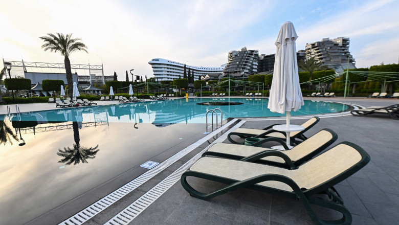 4 000 de hoteluri din turcia au fost inchise chiar la inceput de sezon unii turisti s au trezit fara cazare 68519ace92fd6