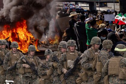 700 marines deployed to l a after days of public protests against ice raids 6847e82b829c0