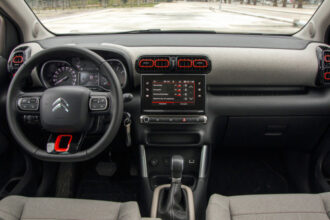 airbag urile takata mai fac o victima citroen cere imobilizarea imediata a tuturor automobilelor c3 si ds3 din europa 6852d128997d8