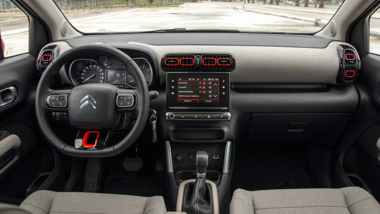 airbag urile takata mai fac o victima citroen cere imobilizarea imediata a tuturor automobilelor c3 si ds3 din europa 6852d128997d8