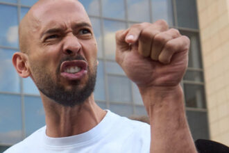 andrew tate ar putea ramane fara pasaportul de aur emis de vanuatu ce motive invoca autoritatile 68401e45483ff