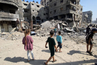 apararea civila din gaza spune ca 36 de oameni au fost ucisi de fortele israeliene focuri de arma in apropierea unui centru umanitar 6844559d25466