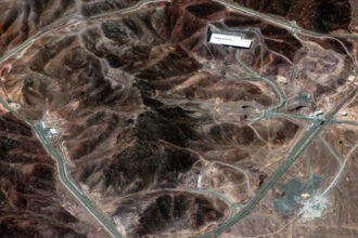 armata israeliana anunta ca e gata sa atace baza nucleara iraniana de la fordo considerata pana acum impenetrabila 685242a5a0767