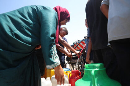 autoritatile din gaza acuza israelul ca a ucis cel putin 31 de oameni care se indreptau spre colectarea de ajutoare 684a6f8e6098c