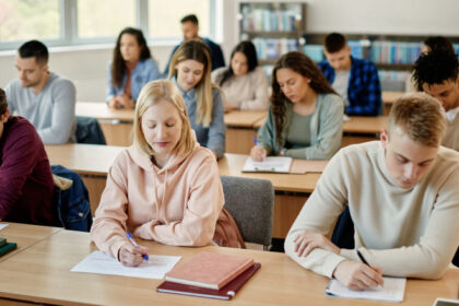 cand sunt programate examenele de corigenta in 2025 calendarul examenului de bacalaureat sesiunea din toamna 684663ddb550e