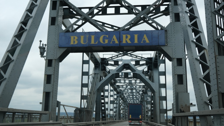 circulatia pe podul giurgiu ruse se inchide in aceasta seara la ora 2000 avertizare de la mae 684a68c05d814