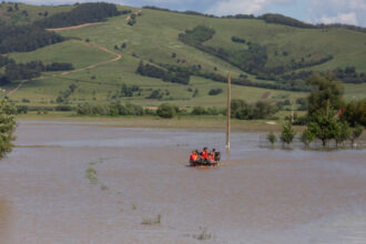 cod galben de inundatii prelungit pana vineri risc de viituri in 15 judete din tara care sunt zonele vizate 68416b37b6259