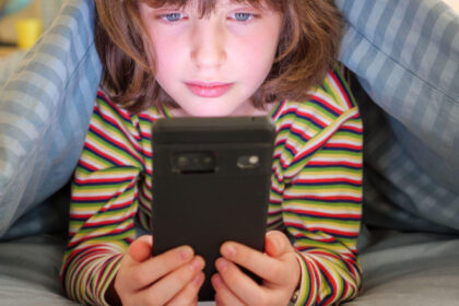 comisia europeana considera ca nu are prerogativa de a decide interzicerea accesului minorilor la retelele de socializare 6849d176eff09