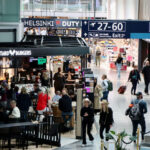 compania aeriana care promite sa penalizeze pasagerii indisciplinati cu cel putin 500 de euro amenda se trage direct de pe card 684c3c4b476ab