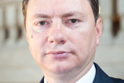 cosmin marinescu doctor in economie romania a ajuns in procedura de deficit excesiv in 2019 inainte de crizele multiple 6852d52edbe2c