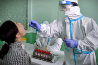 cum si a mintit phenianul poporul si lumea despre covid 19 primul raport despre ce s a intamplat in coreea de nord in timpul pandemiei 685298fad738a