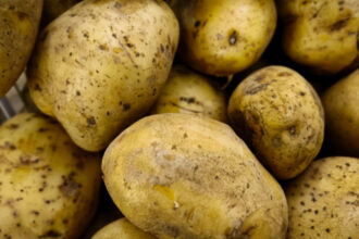 de ce ramane putin fara cartofi 684915e27482e