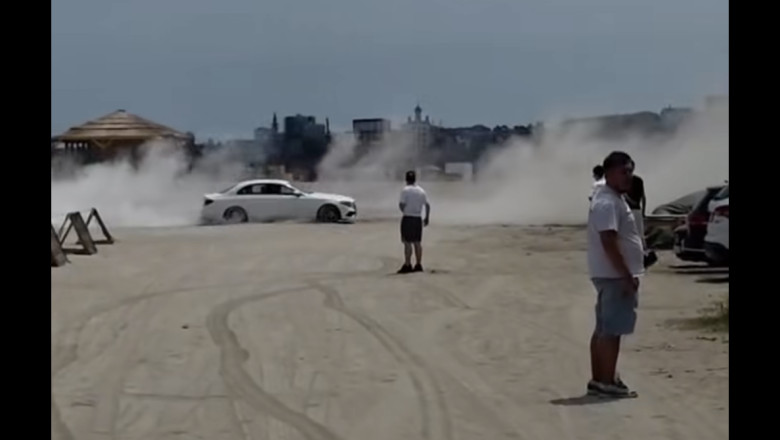 drifturi pe plaja la constanta ce amenda a primit un barbat care a intrat cu masina pe nisip video 684d3cf930177