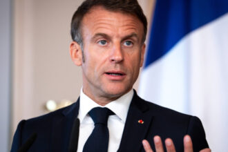 emmanuel macron se teme de haosul unei schimbari de regim in iran crede cineva ca ce s a facut in irak in 2003 a fost o idee buna 68525edb73c27