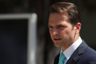 exclusiv cine sunt romanii care vor primi in continuare bani pentru plata facturii la curent burduja cardul de energie va fi alimentat lunar 6843b9ccabac6