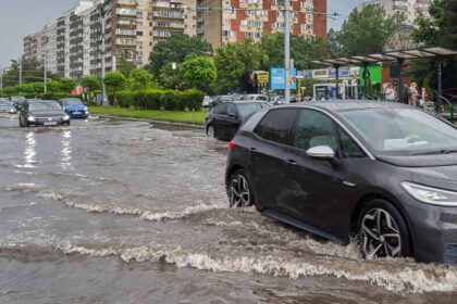 exclusiv furtuna care a inundat capitala semn al schimbarilor climatice roxana bojariu nu vom scapa de ploi ce urmeaza saptamana viitoare 6848607998aba