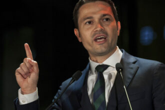 exclusiv sighiartau discutiile despre rocade sunt gresite n am face decat sa repetam greseli aceste jocuri politice inflameaza opinia publica 684441ed9845c