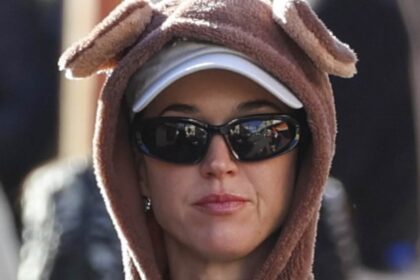 exclusivekaty perry looks downcast as she emerges amid shock claims of tension in orlando bloom relationship 68491b6d9a179