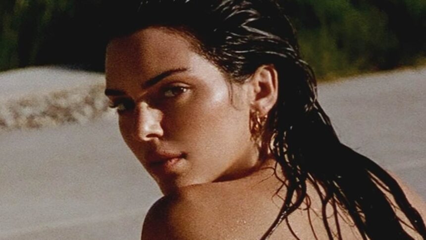 exclusivekendall jenners 200 calorie breakfast is packed with healthy fats that keep her thin after accidentally sharing shes a size 2 6840bd29753d3