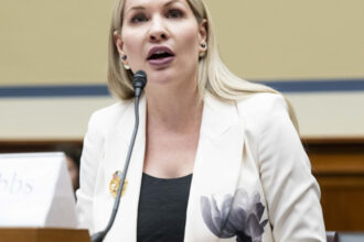 fiica emisarului american in ucraina a facut apel la keith kellogg in timpul atacului rusesc o noapte zgomotoasa la kiev tata 6842e22208556