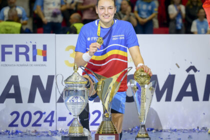 foto o statie stb a fost redenumita in cristina neagu in semn de omagiu pentru una dintre cele mai bune handbaliste ale lumii 6843eb234f63a