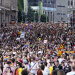 galerie foto jandarmii au dat amenzi de 6 000 lei la marsul bucharest pride si evenimentele pride park trei persoane s au ales cu dosar penal 68457980af924