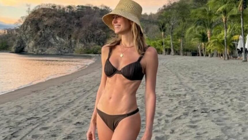 george clooneys ex girlfriend stacy keibler 45 rocks a bikini before he hits the tony awards 683f7054e22e5