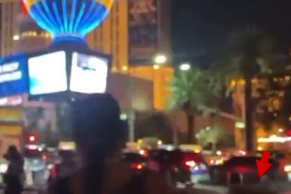 gunman executes two people on the las vegas strip video shows 6847153b79cfc