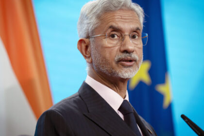 india este gata sa loveasca adanc in pakistan daca va fi provocata avertizeaza new delhi in contextul unui armistitiu fragil 6847484e2861b