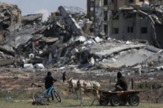 israelul ii avertizeaza pe palestinieni sa nu circule pe drumurile catre centrele de ajutor din fasia gaza sunt zone de lupta 6840116e01572