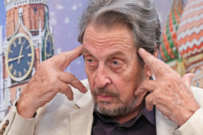 kremlinul saluta vizita la moscova a tatalui lui elon musk e cea mai buna modalitate de a cunoaste rusia 68482caed1955