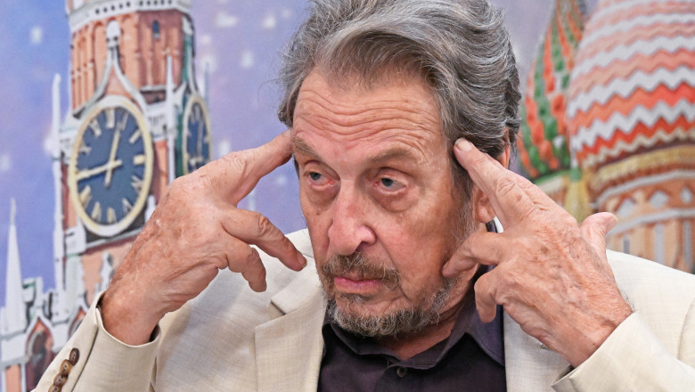 kremlinul saluta vizita la moscova a tatalui lui elon musk e cea mai buna modalitate de a cunoaste rusia 68482caed1955