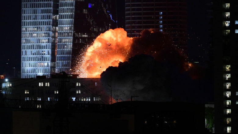 live text a doua noapte de bombardamente israelul este in razboi iranul isi rezerva dreptul de a raspunde decisiv 684d05b815e04