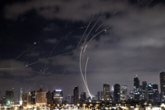 live text israelul a reluat atacurile asupra teheranului armata israeliana a cerut evacuarea zonelor pe care vrea sa le bombardeze 685049536cebe