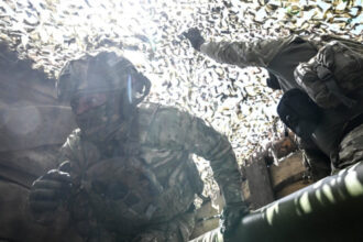 lupte intense in nordul ucrainei rusii sustin ca avanseaza spre orasul sumi extinzand linia frontului 683ffd606ad4a