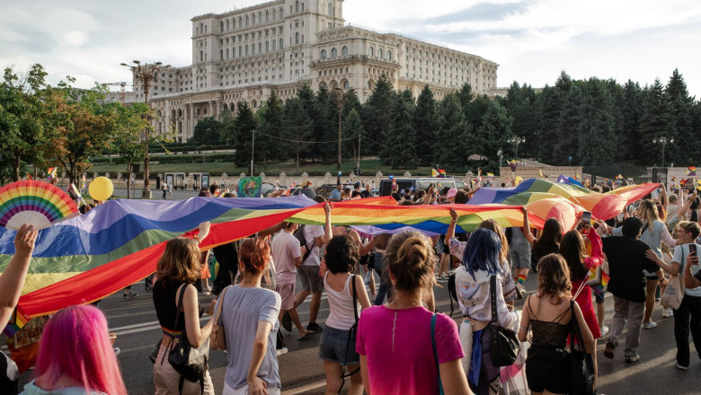 mesajul ambasadelor de pride respectarea drepturilor persoanelor lgbtiq nu e o chestiune de o ideologie ci de obligatie legala 684189b61f08c