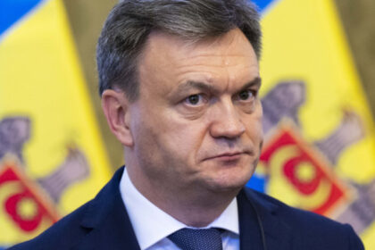 miza parlamentarelor de la chisinau pentru moscova 10 000 de soldati rusi in transnistria avertizeaza premierul de peste prut 6840579290303