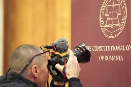 motivarea ccr privind declaratiile de avere se incalca dreptul la viata privata dar e o distinctie intre demnitari si functionari 6849dc20c8c92