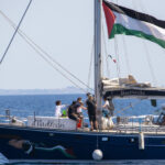 nava madleen cu 12 activisti pro palestinieni la bord a ajuns in portul israelian asdod sub paza militara ii trimitem acasa 684744cabff46