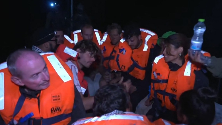 nava umanitara madleen blocata in israel activistii pro palestinieni inclusiv greta thunberg asteapta repatrierea 6847cdd0a2e23