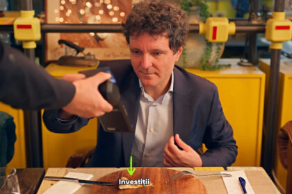 nicusor dan intrebat daca mai poate face o analogie intre buget si pizza de ani de zile platim o pizza medie si mancam o pizza mare 683ffcfabfc93