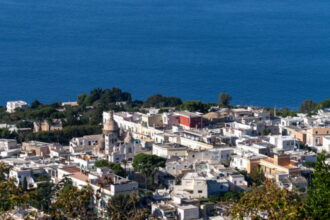 o celebra destinatie turistica din italia interzice chelnerilor si vanzatorilor sa se apropie de turisti pe strada amenzi uriase 685038ed88508