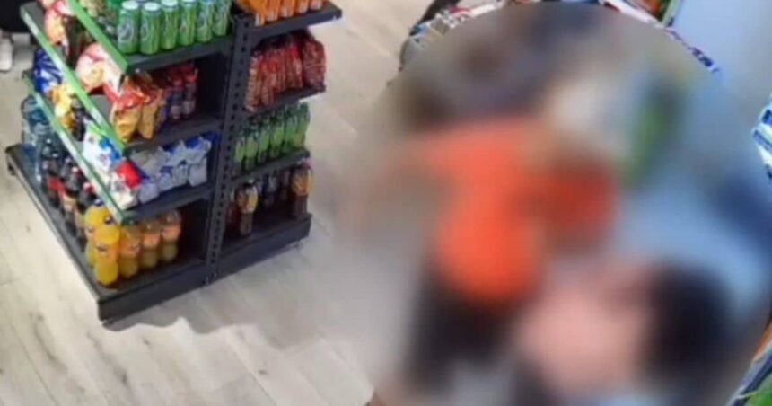 o femeie din prahova a fost batuta crunt de fostul sot in public si lasata intr o balta de sange barbatul a fost retinut 6852e42bcf5e5