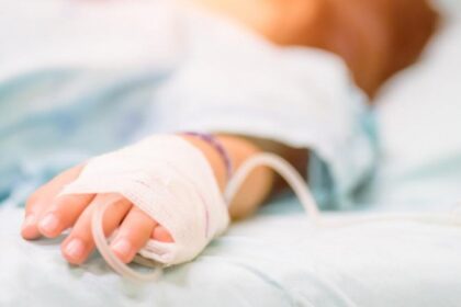 o fetita de 3 ani a decedat la spitalul municipal de urgenta din pascani iar medicii suspecteaza o infectie severa cu meningococ 6851ef852bfd8