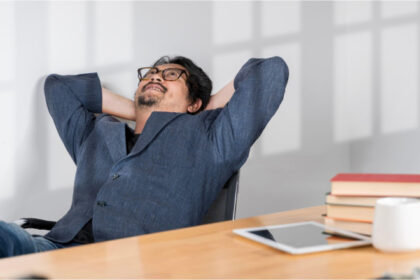 o noua afacere bizara a inflorit in china firme la care te angajezi ca sa te prefaci ca lucrezi masa de pranz este inclusa munca nu 68450b2595fa7