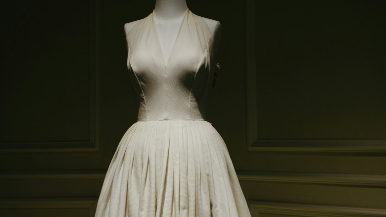 p eleganta si stil cum sa stralucesti la evenimente cu rochii de ocazie si salopete elegante 684d3140b3ca0