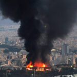 paranoia iranului fata de mossad creste pe fondul temerilor ca spioni israelieni poarta masti palarii si ochelari de soare 68512219755ab