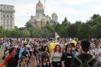 patriarhia bucharest pride este un eveniment alaturat sfidator rusaliilor apelul bor pentru credinciosi 684187521a3c6