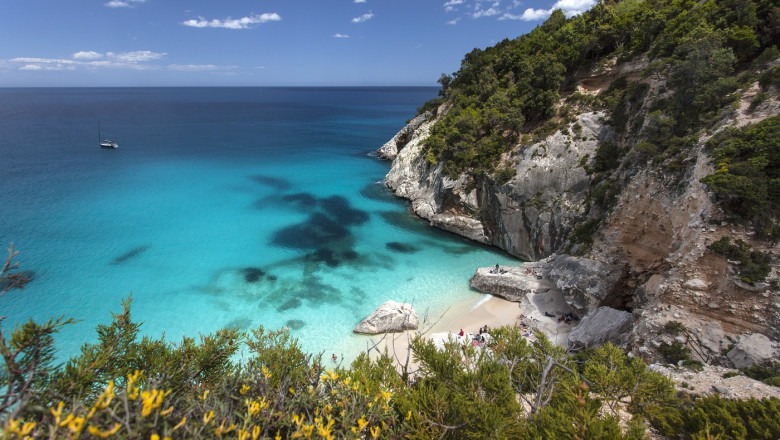 patru plaje din europa in topul celor mai frumoase din lume una dintre ele se afla intr o tara preferata de romani pentru vacante 68519777a570e