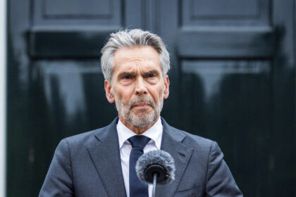 premierul olandez dick schoof si a anuntat demisia la cateva ore dupa ce geert wilders a parasit coalitia de guvernare 683f1adfc72b5